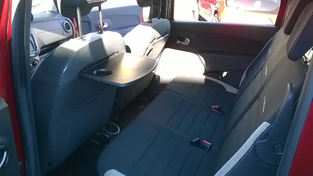 Dacia Lodgy dCi Stepway - Thumbnail 14