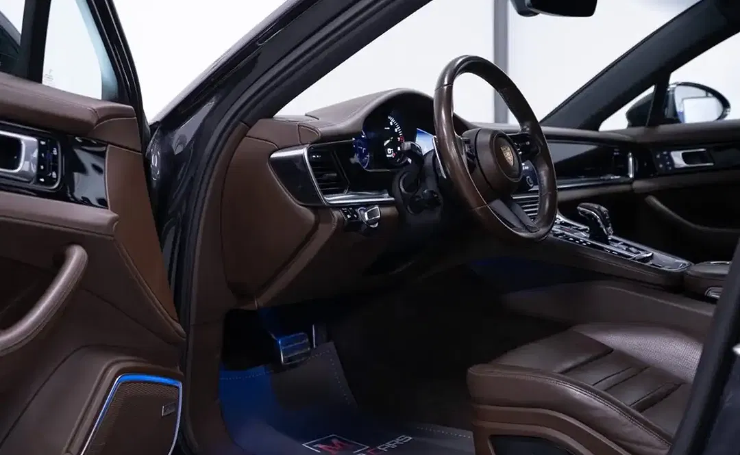 Porsche Panamera E-Hybrid 4 Sport Turismo - Thumbnail 10