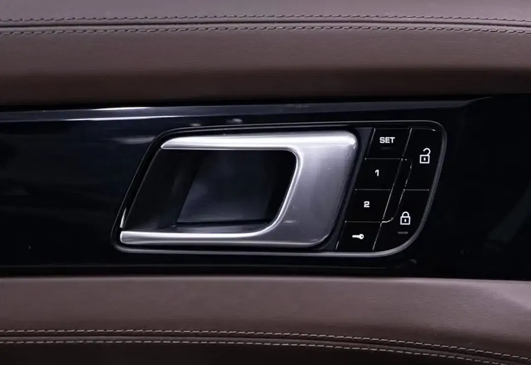 Porsche Panamera E-Hybrid 4 Sport Turismo - Thumbnail 12