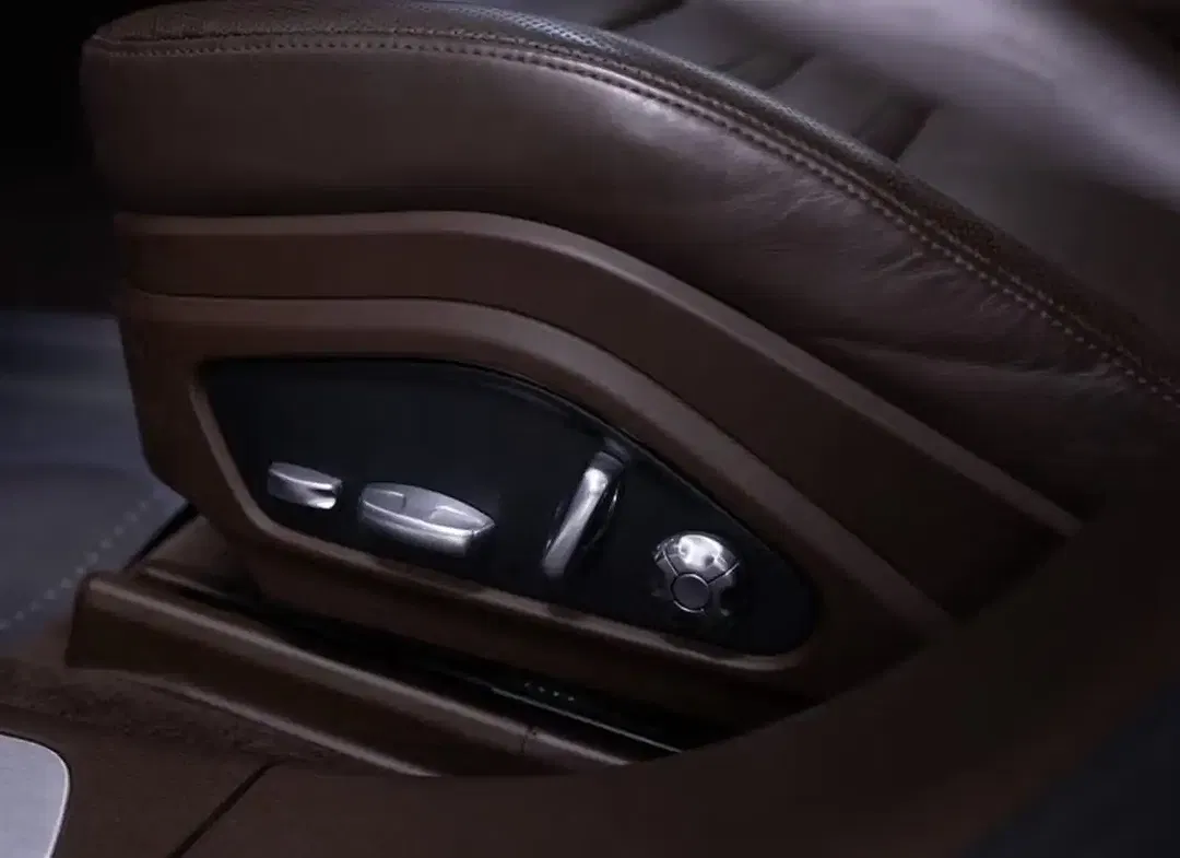 Porsche Panamera E-Hybrid 4 Sport Turismo - Thumbnail 14