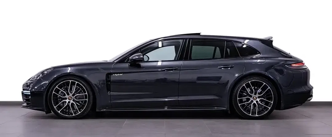 Porsche Panamera E-Hybrid 4 Sport Turismo - foto 2