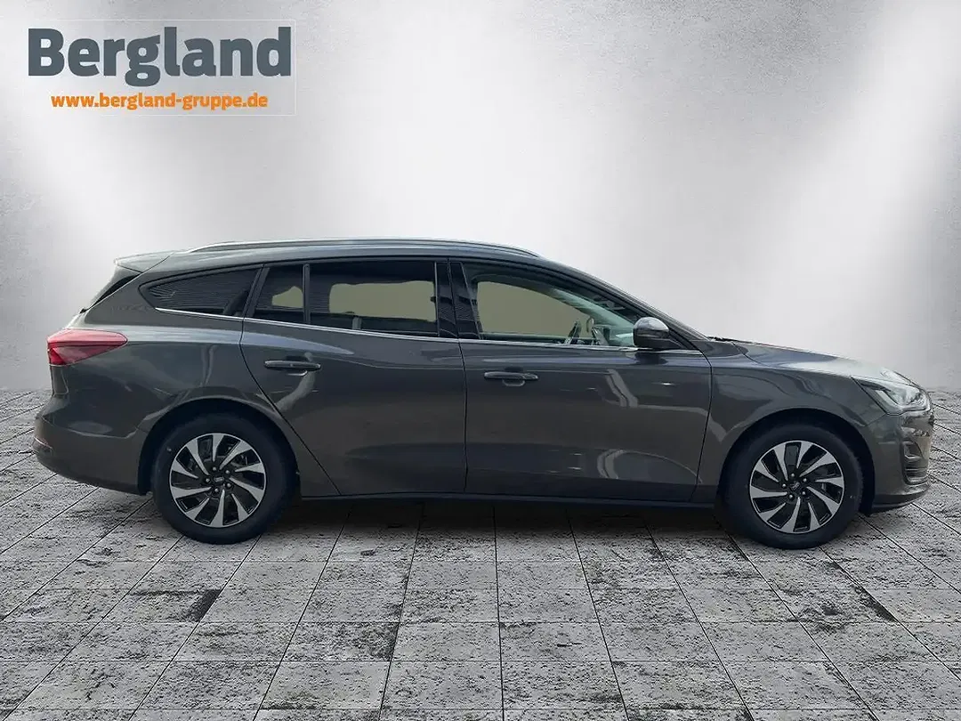 Ford Focus Titanium Edition - Thumbnail 4