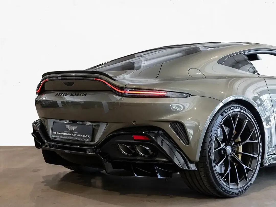Aston Martin Vantage V8 S Coupe - Thumbnail 9
