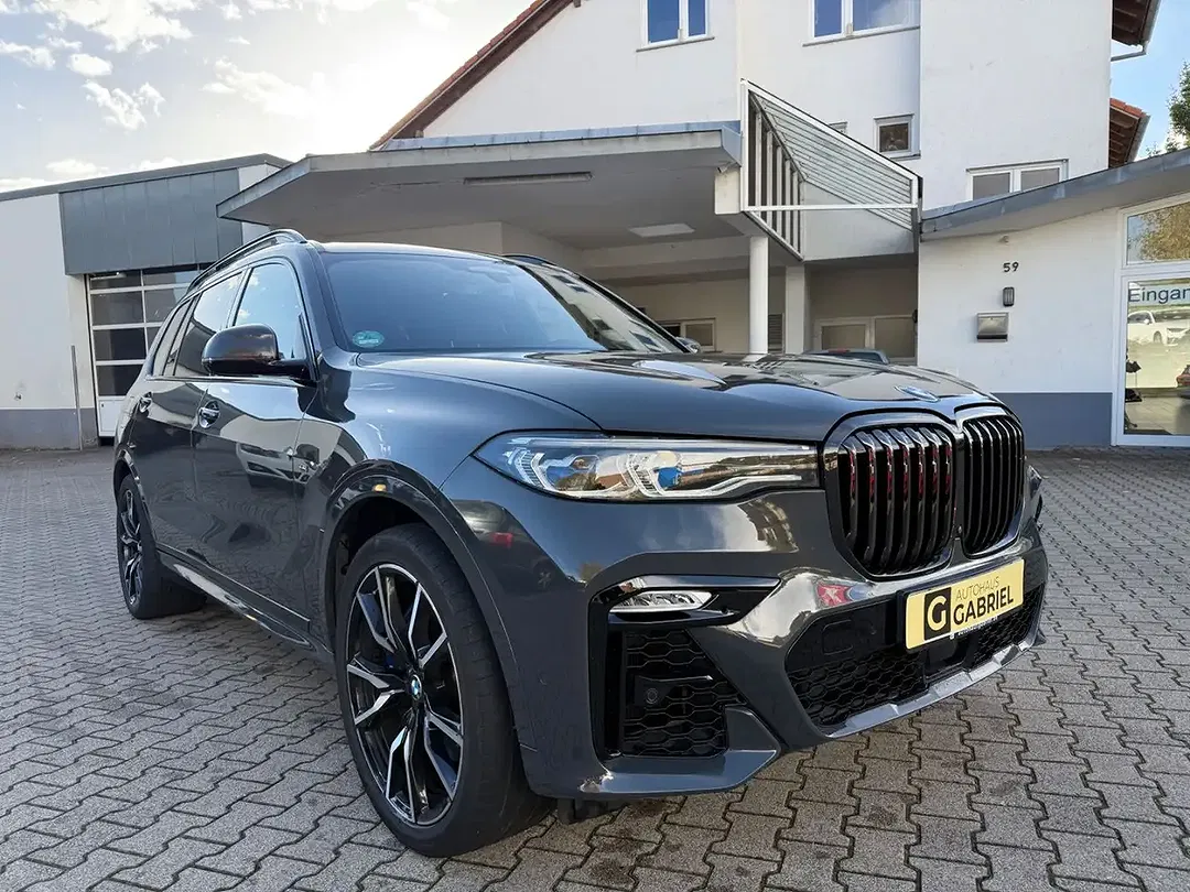 BMW X7 xDrive M Sport - foto 1