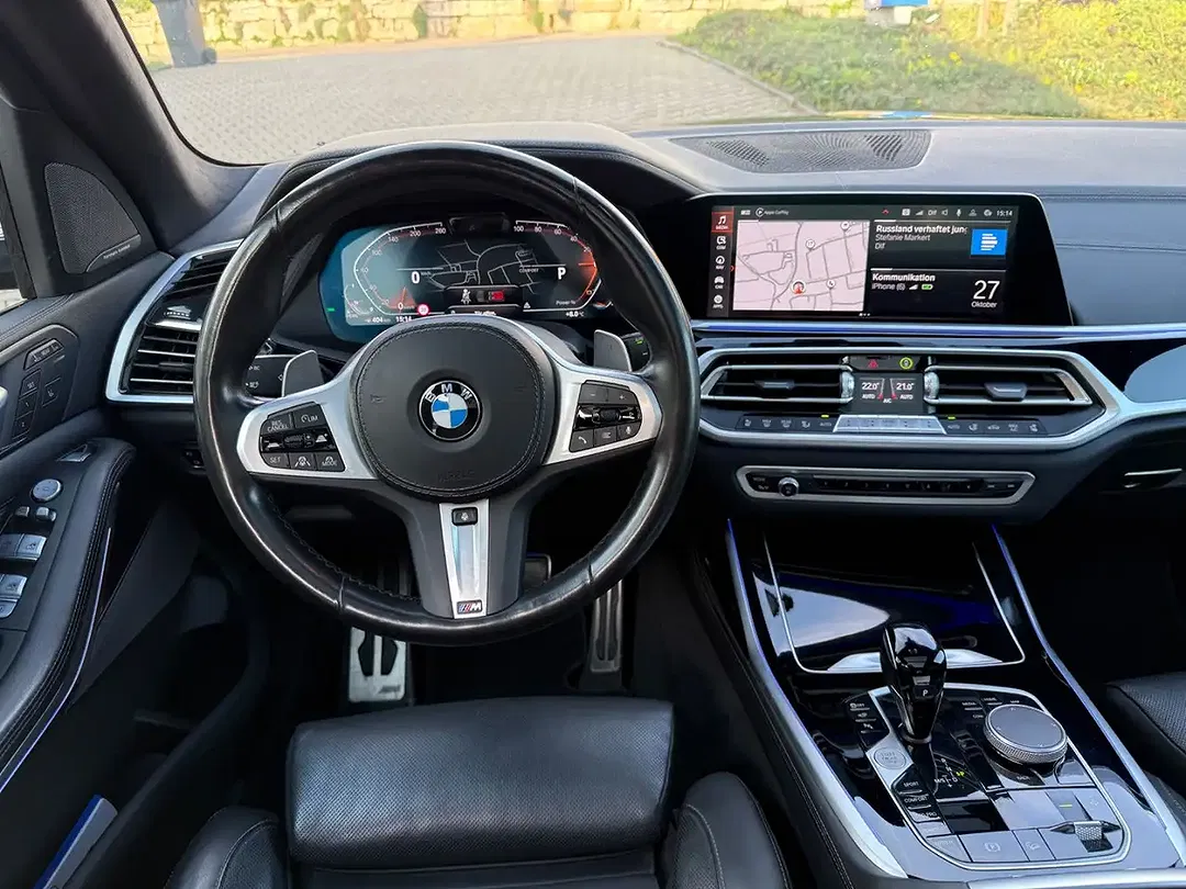 BMW X7 xDrive M Sport - Thumbnail 4