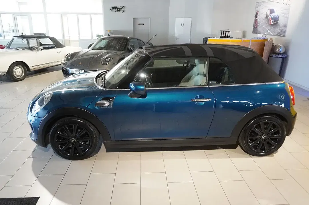 MINI Cooper Cabrio - Thumbnail 10