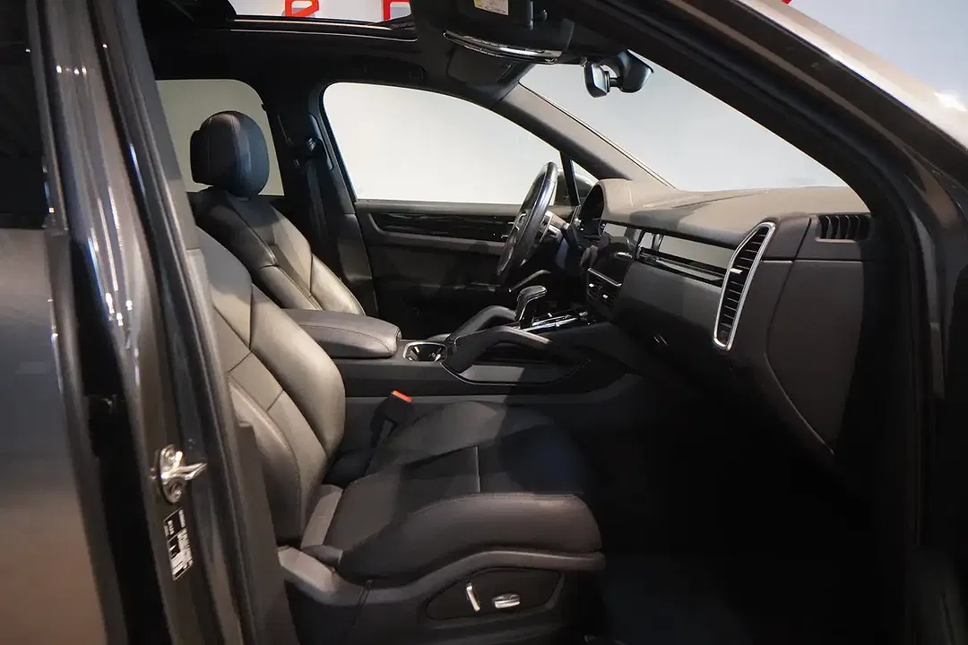 Porsche Cayenne 3.0 V6 - Thumbnail 13