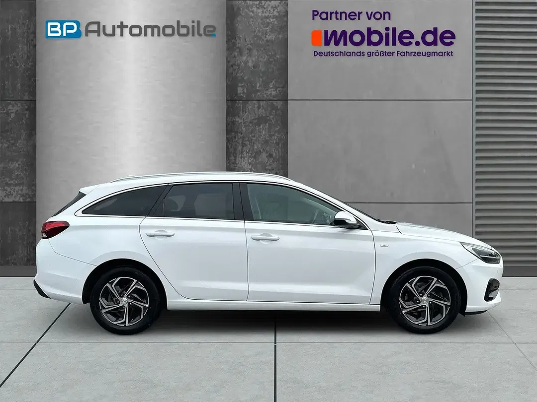 Hyundai i30 MHEV cw Edition 30 - Thumbnail 9