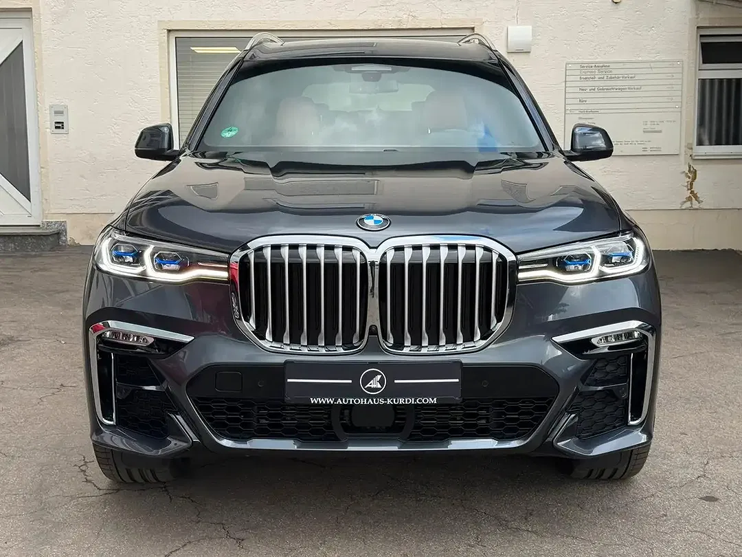 BMW X7 M Sport Lounge - foto 2