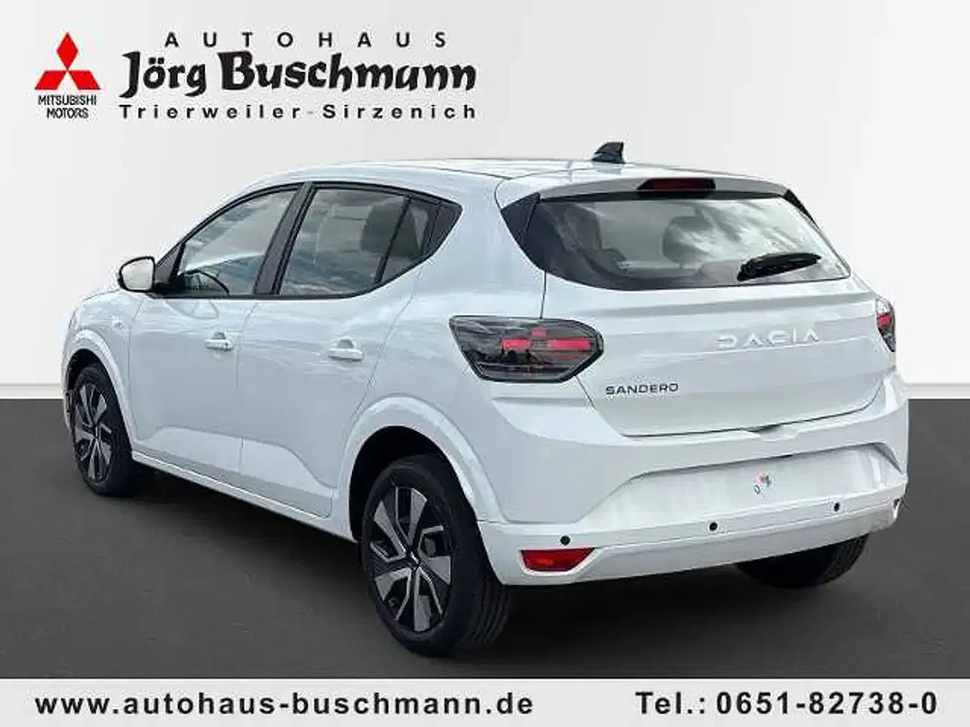 Dacia Sandero TCe - Thumbnail 3