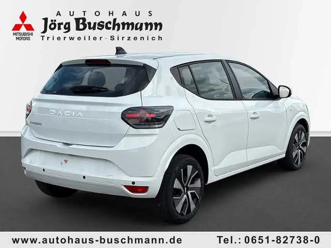 Dacia Sandero TCe - Thumbnail 4