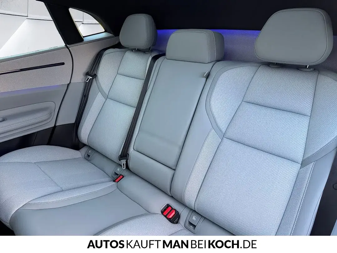 Polestar 4 Long Range Pilot Plus - Thumbnail 8