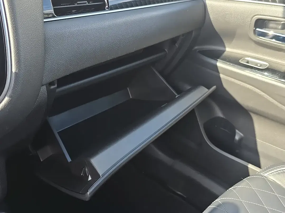 Mitsubishi Outlander PHEV 4WD Top - Thumbnail 23