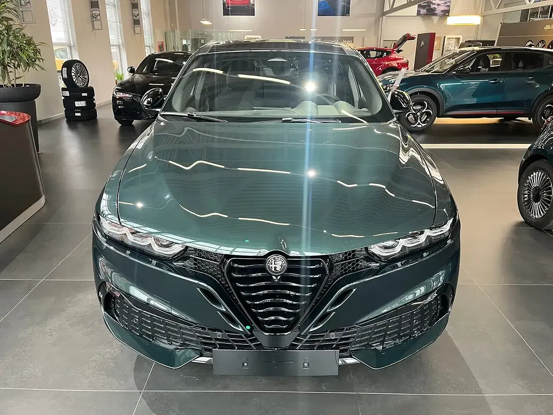 Alfa Romeo Tonale 1.5 Ibrida MHEV Veloce - Thumbnail 3