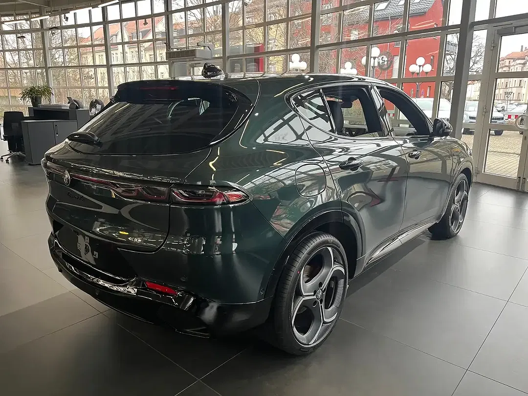 Alfa Romeo Tonale 1.5 Ibrida MHEV Veloce - Thumbnail 5