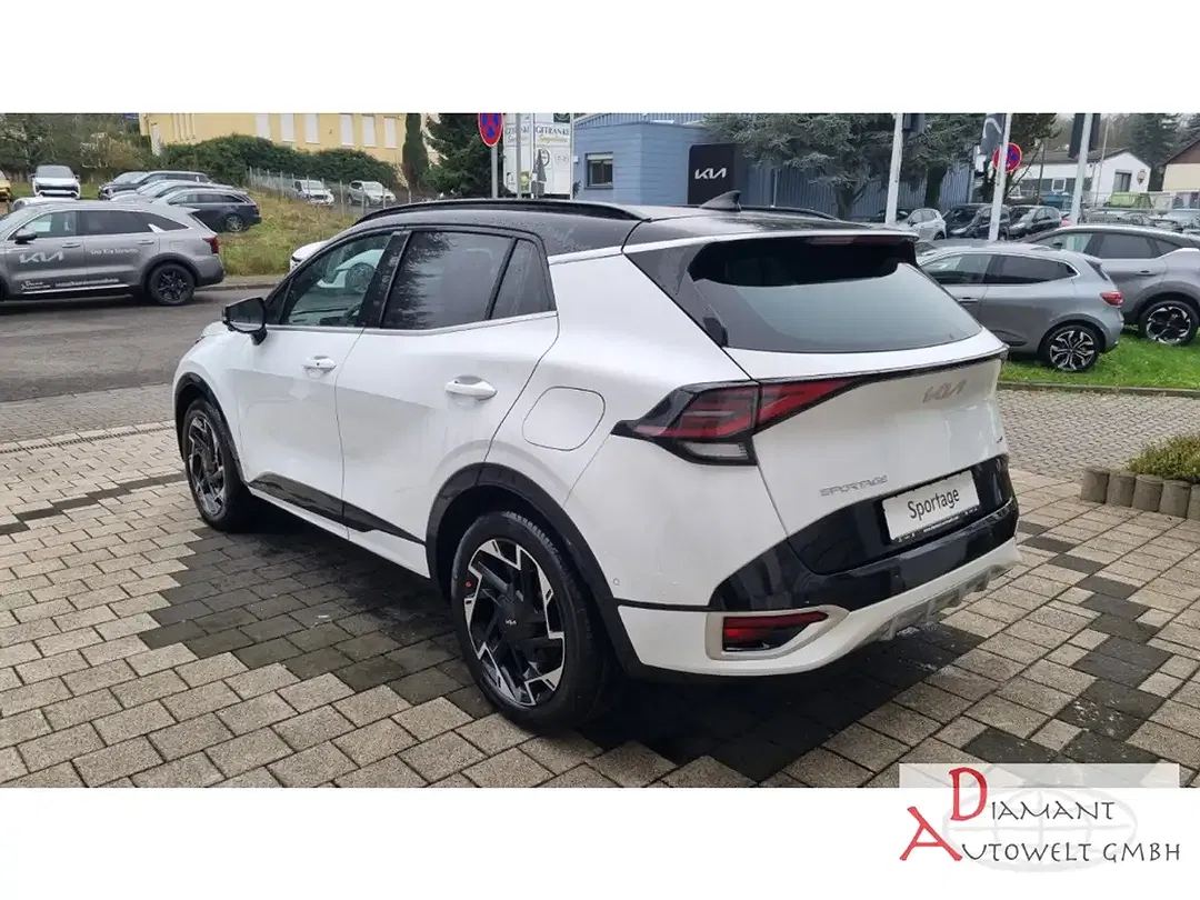 Kia Sportage 1.6 PHEV GT-Line - Thumbnail 6