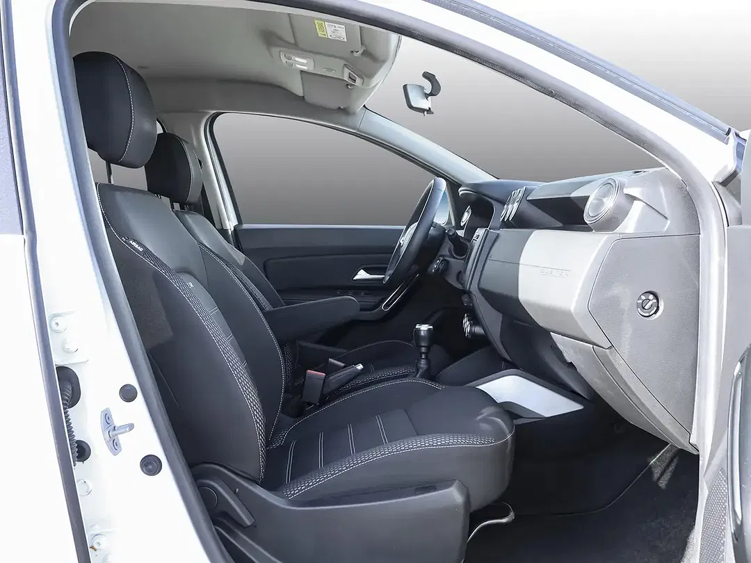 Dacia Duster TCe Prestige - Thumbnail 4