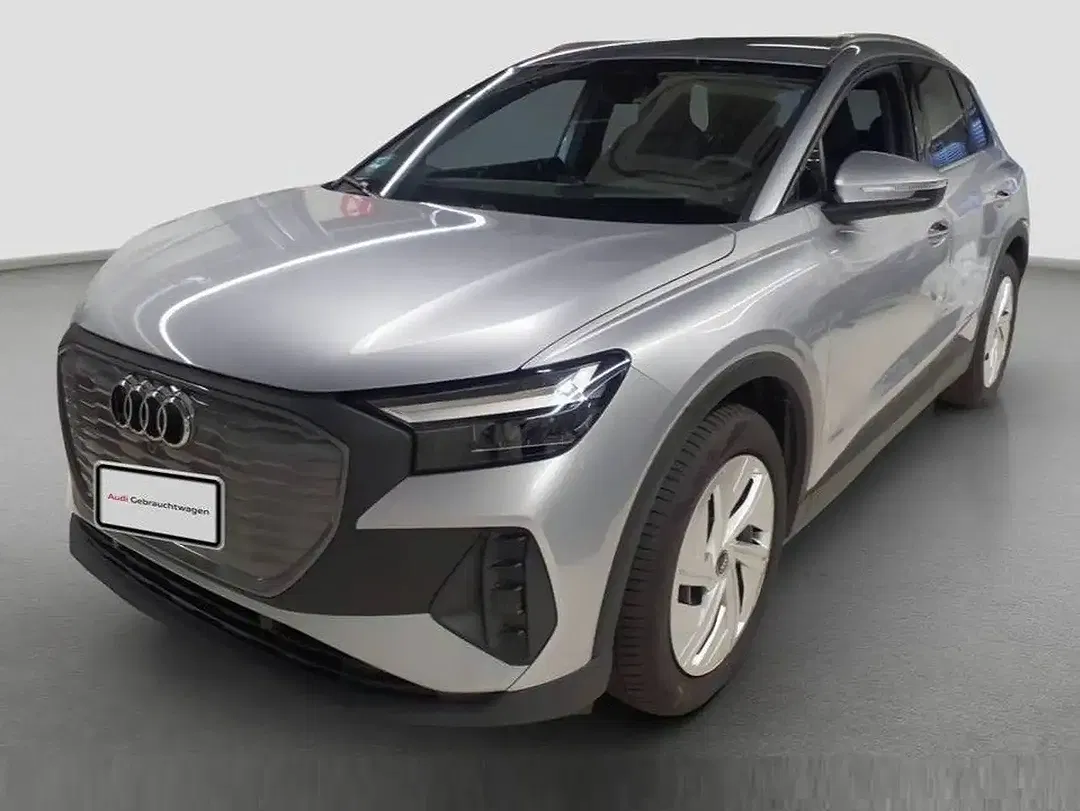 Audi Q4 e-tron 45 - Thumbnail 1