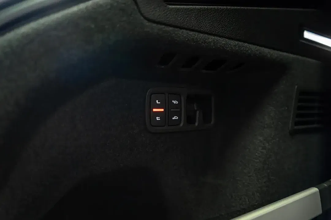 Audi Q8 60 TFSI e quattro S line - Thumbnail 8