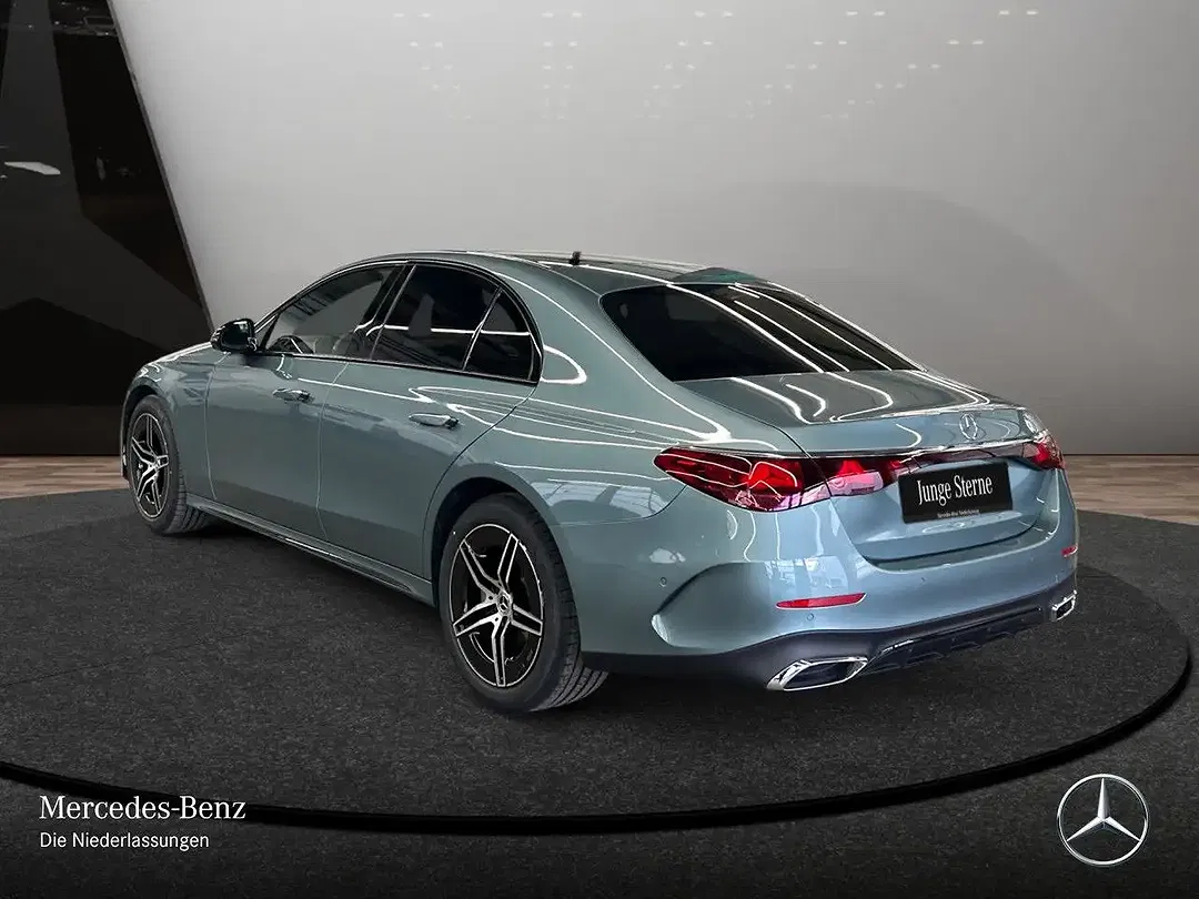 Mercedes-Benz E 220 AMG - Thumbnail 9