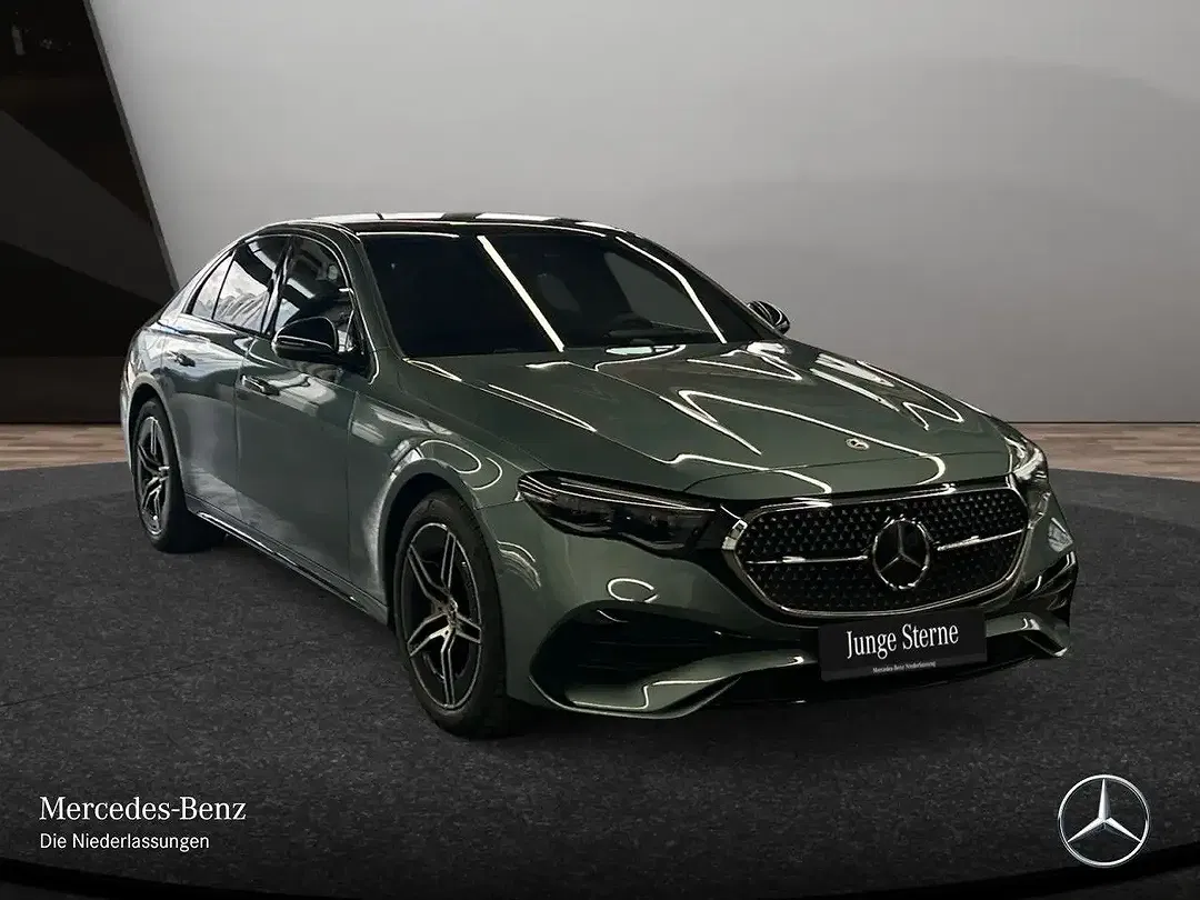 Mercedes-Benz E 220 AMG - Thumbnail 4