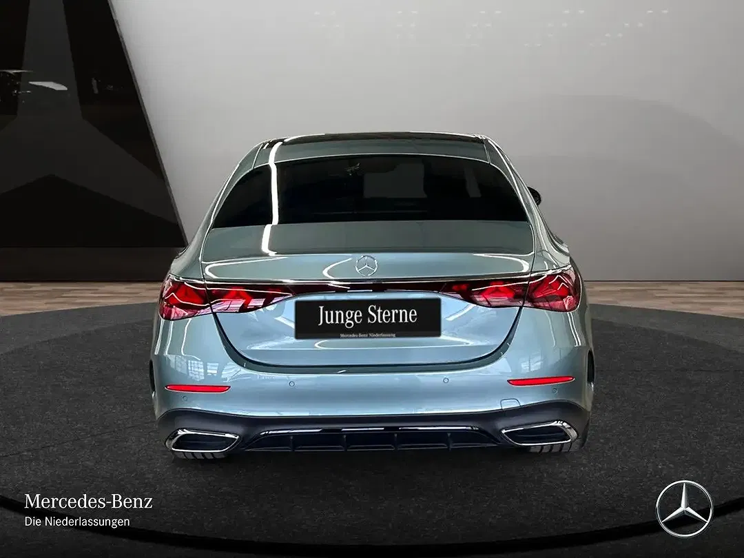 Mercedes-Benz E 220 AMG - Thumbnail 8