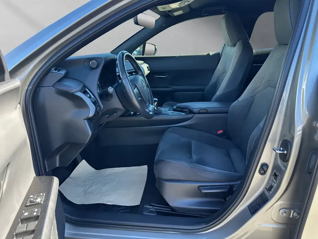 Lexus UX 250h Style Edition - Thumbnail 9