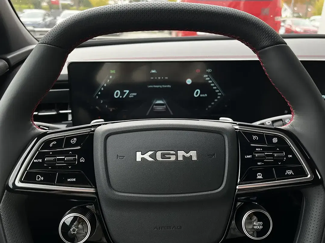 KGM Actyon - Thumbnail 9