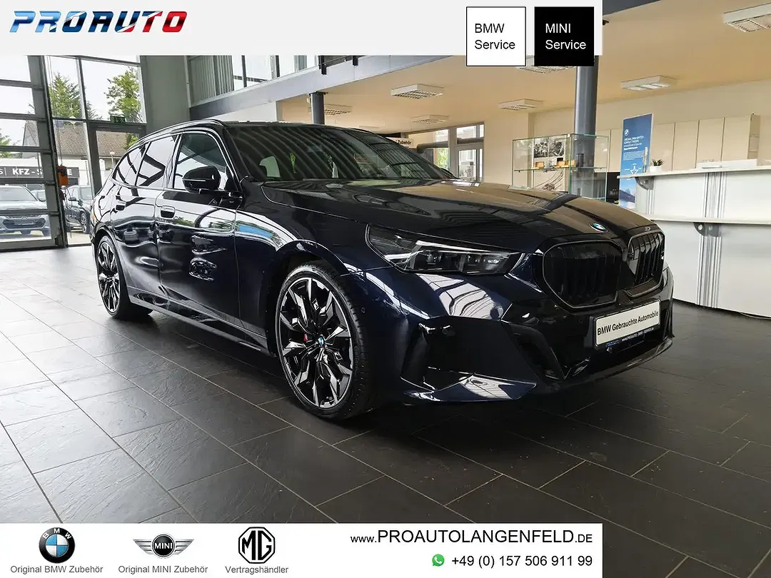 BMW 520 Touring M Sport Pro - Thumbnail 1