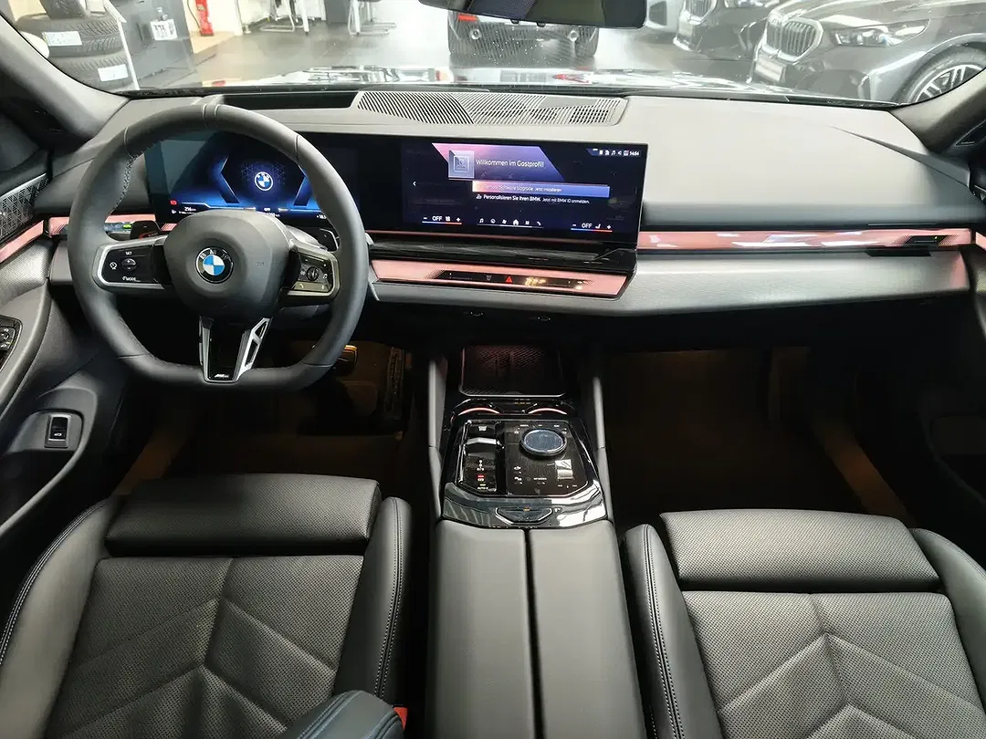 BMW 520 Touring M Sport Pro - Thumbnail 13