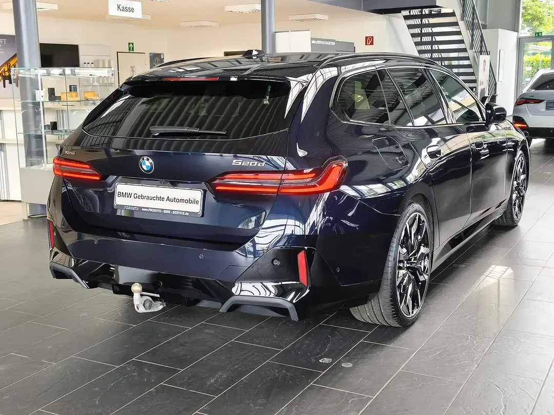 BMW 520 Touring M Sport Pro - Thumbnail 7