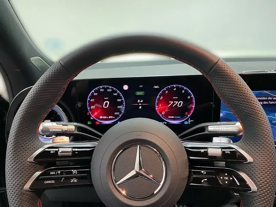 Mercedes-Benz GLB 220 4MATIC AMG Night - Thumbnail 9