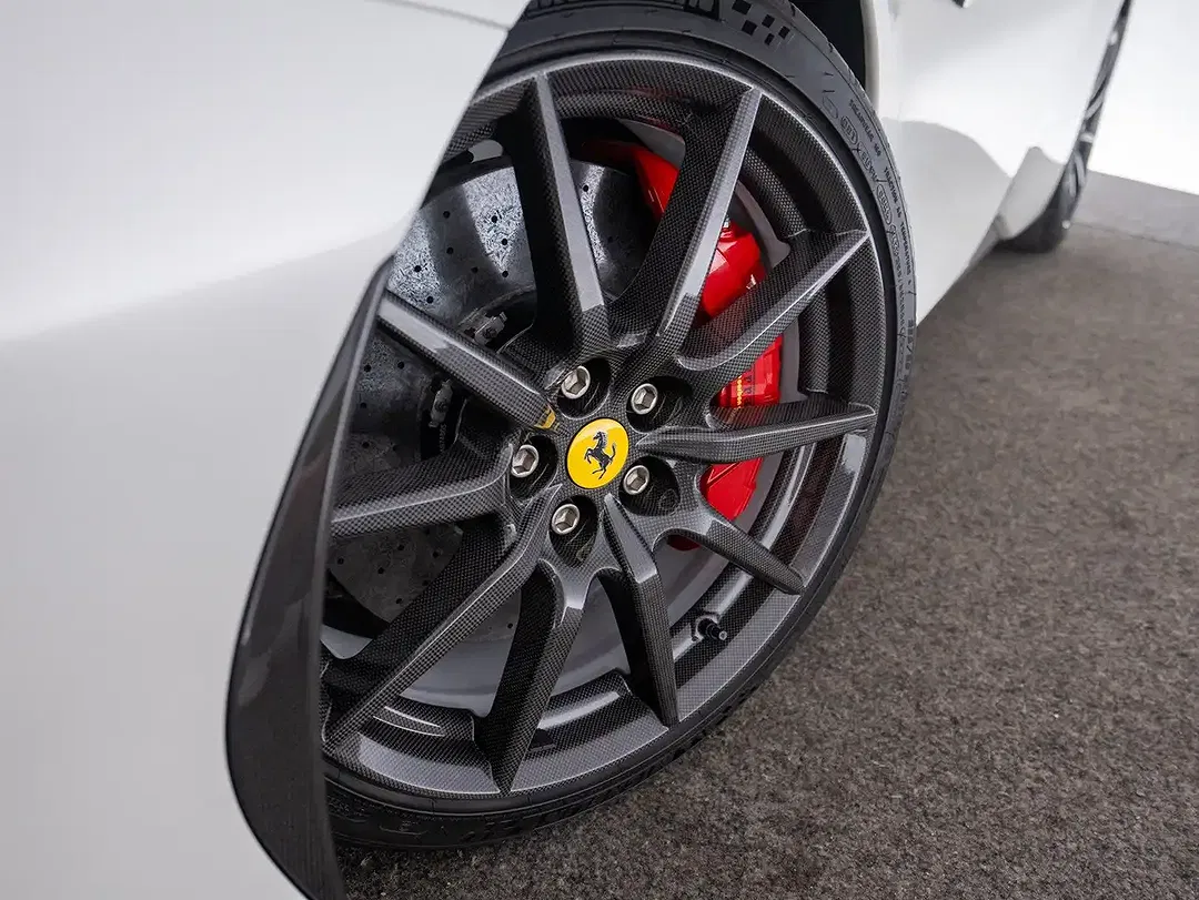 Ferrari SF90 Stradale Assetto Fiorano - Thumbnail 11