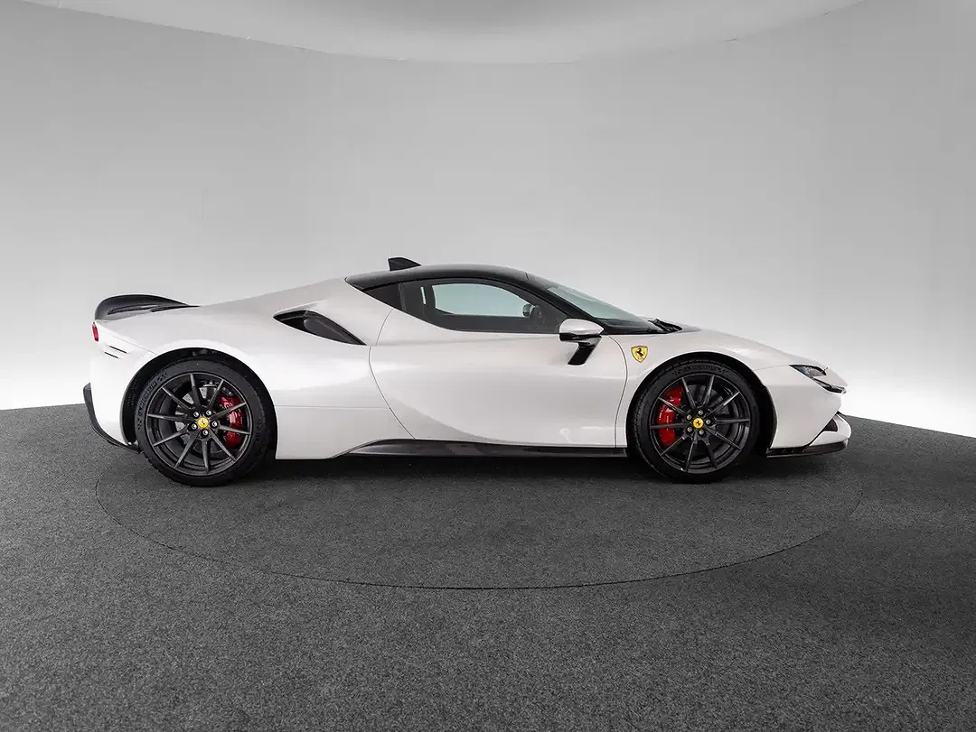 Ferrari SF90 Stradale Assetto Fiorano - Thumbnail 4