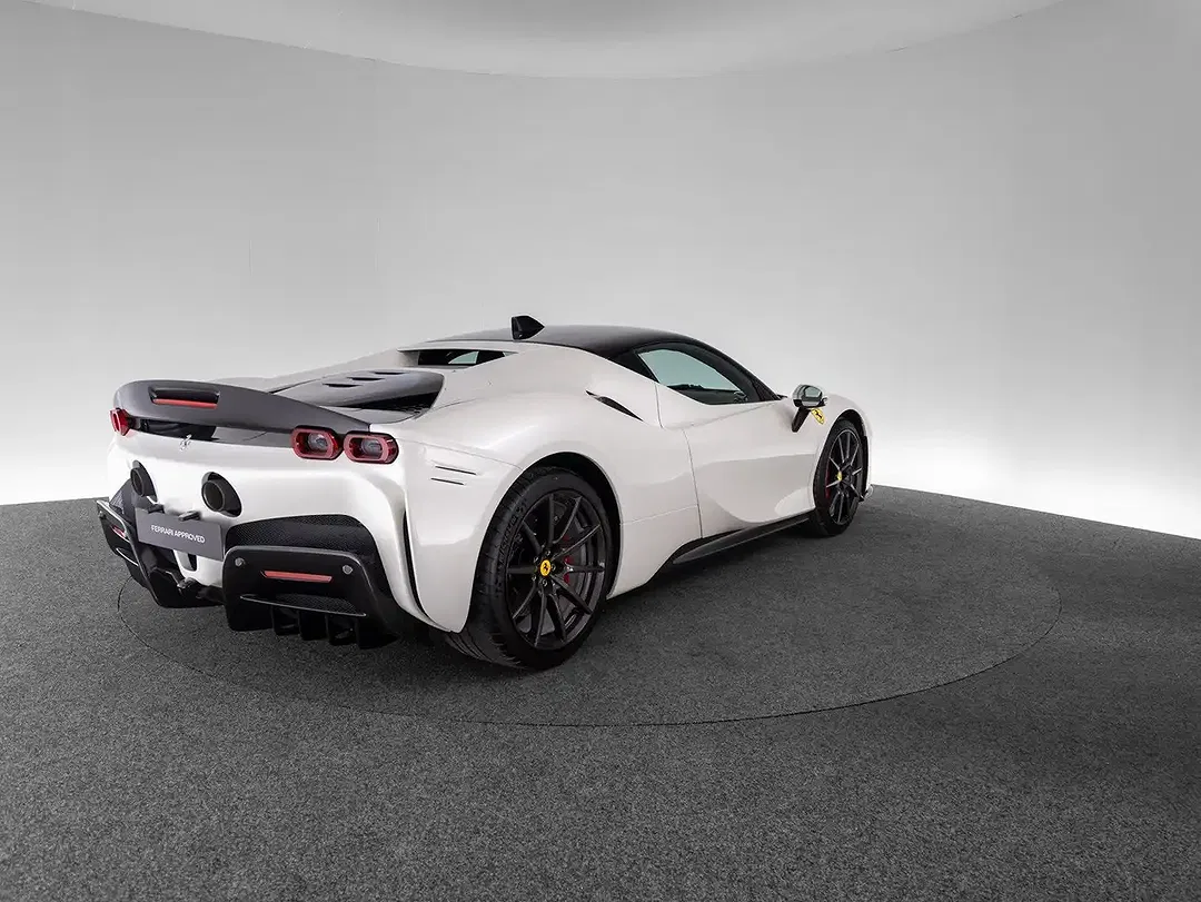 Ferrari SF90 Stradale Assetto Fiorano - Thumbnail 5