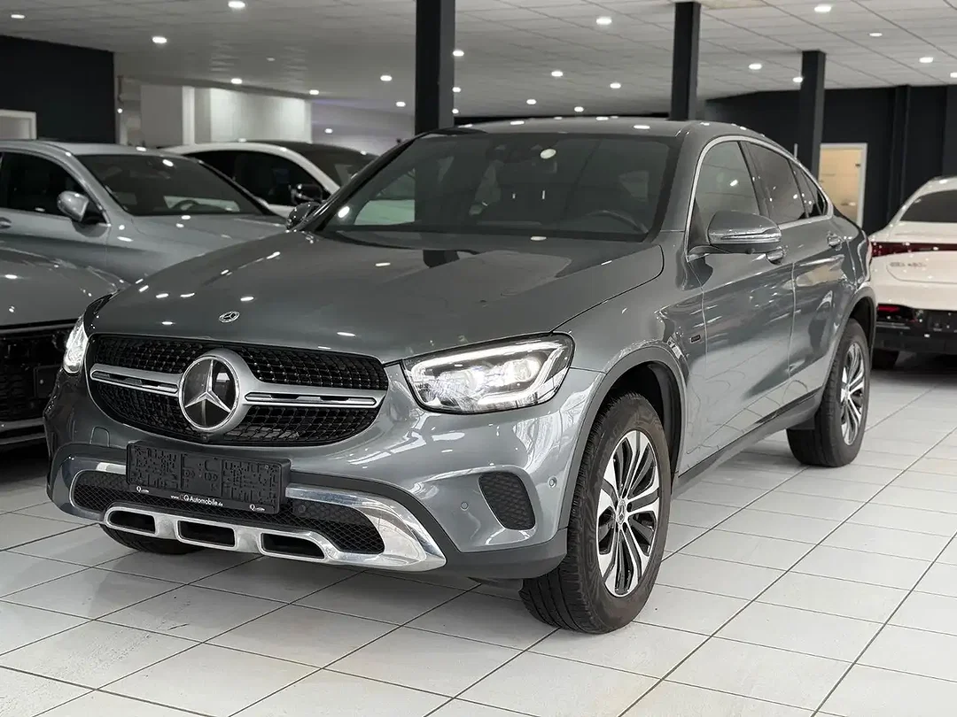 Mercedes-Benz GLC 300 4MATIC - Afbeelding 1