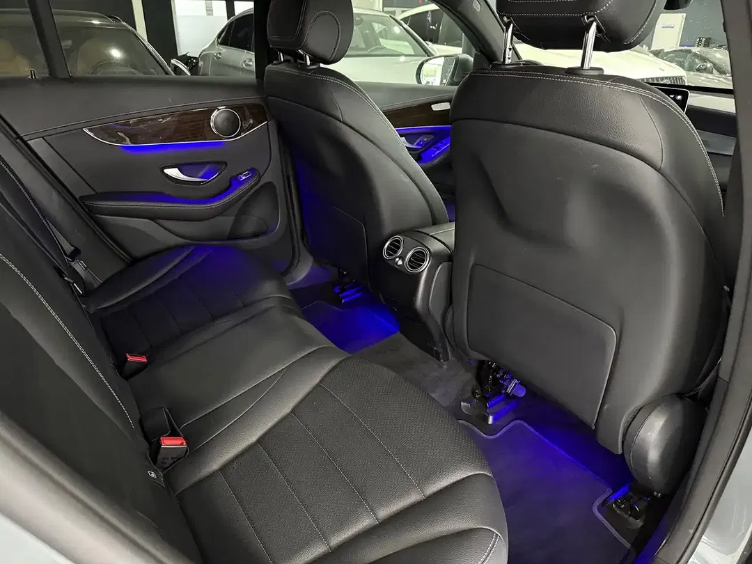 Mercedes-Benz GLC 300 4MATIC - Thumbnail 11