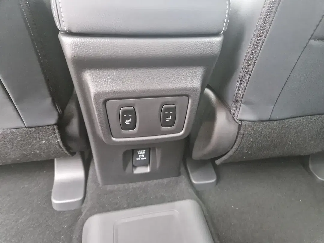 Mitsubishi Eclipse Cross 2.4 PHEV Hybrid MIVEC 4WD Select - Thumbnail 10