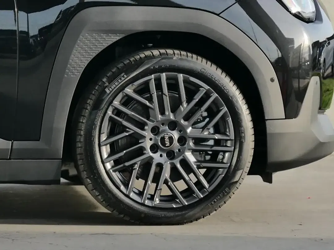 MINI Aceman - Thumbnail 6