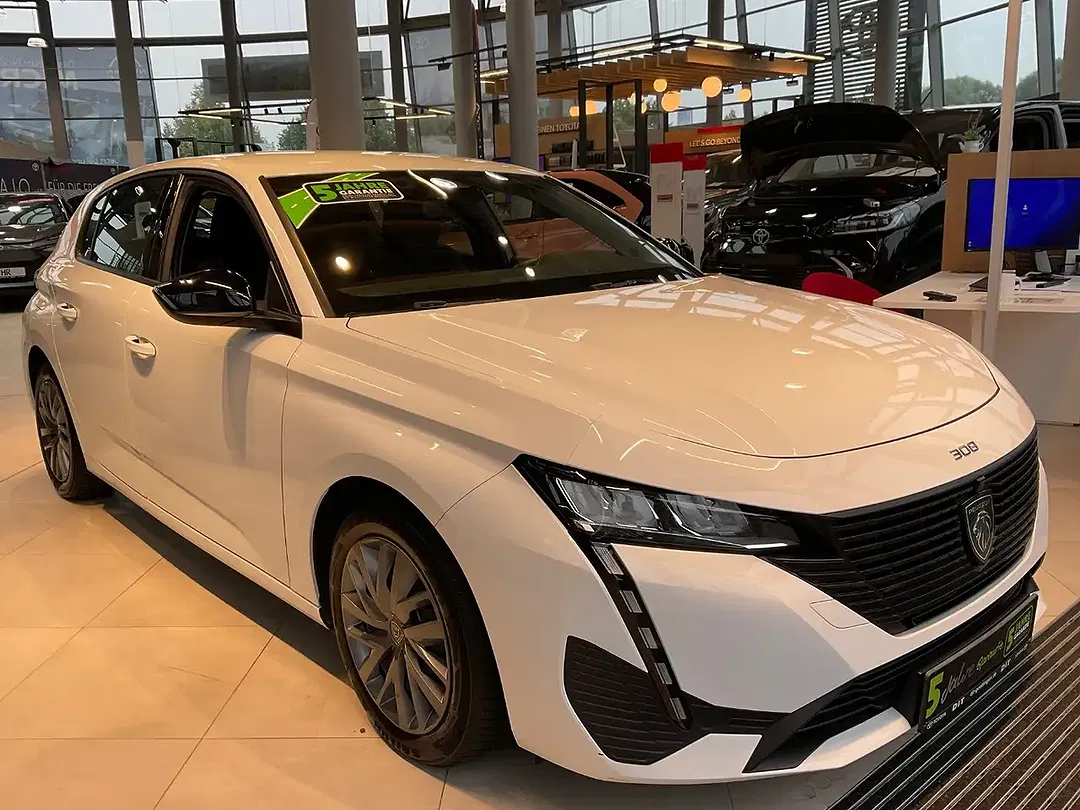 Peugeot 308 110 PureTech Active Pack - Thumbnail 3