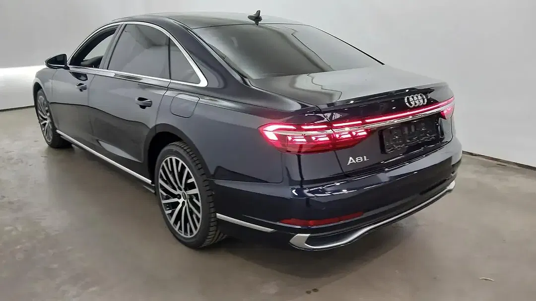Audi A8 - Thumbnail 7