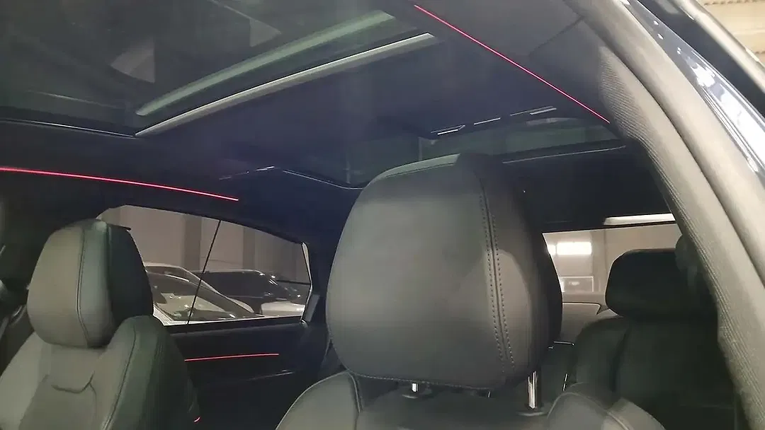Audi A8 - Thumbnail 11