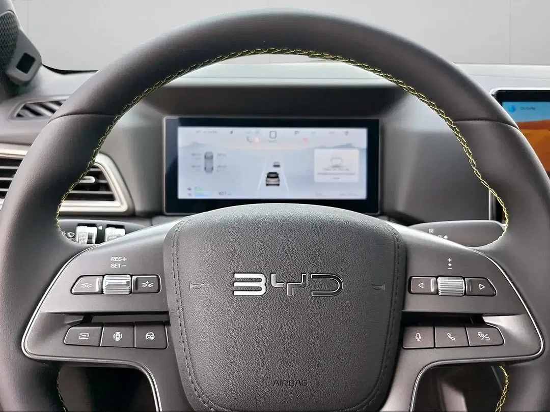 BYD Atto 2 DM-i - Thumbnail 7
