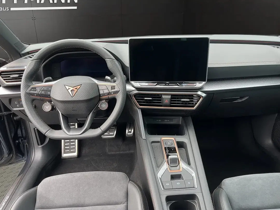 CUPRA Leon 1.5 eTSI DSG Matrix LED Sportstourer - Thumbnail 8