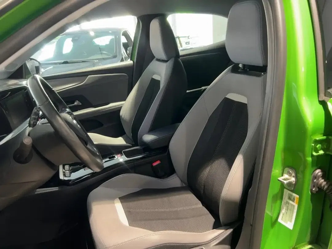 Opel Mokka-E Elegance - Thumbnail 13