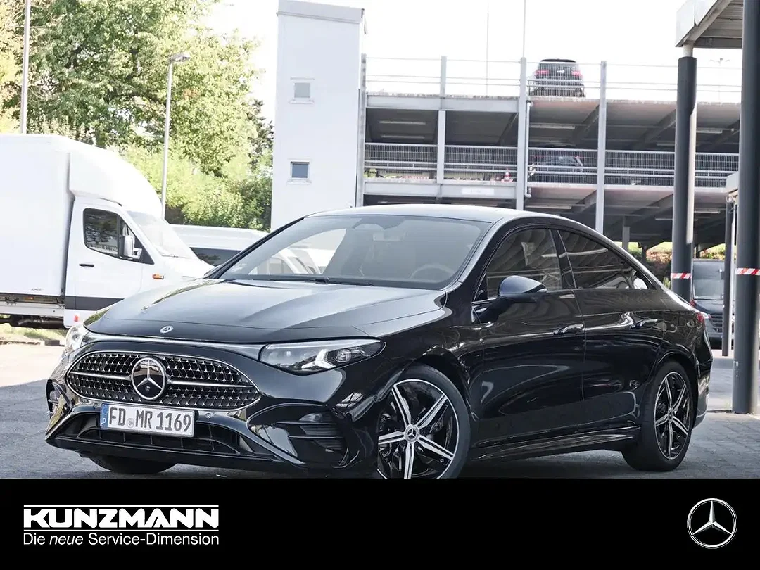 Mercedes-Benz CLA 200 AMG Night - Afbeelding 1