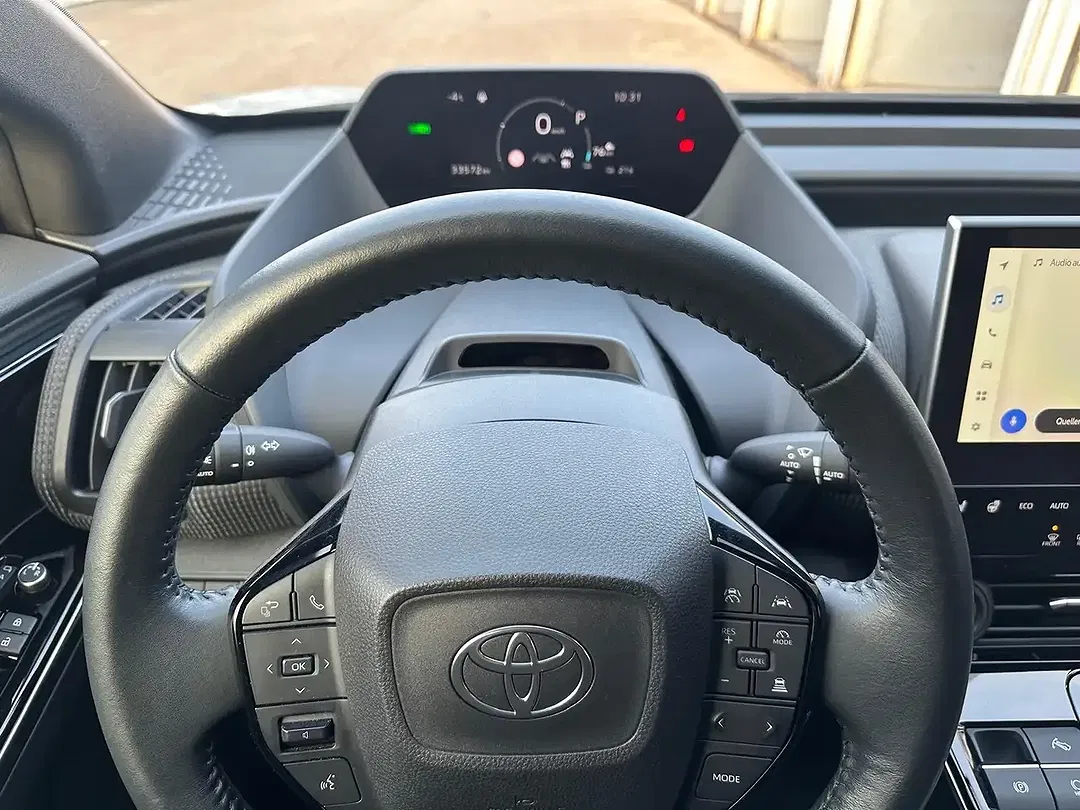 Toyota bZ4X - Thumbnail 8
