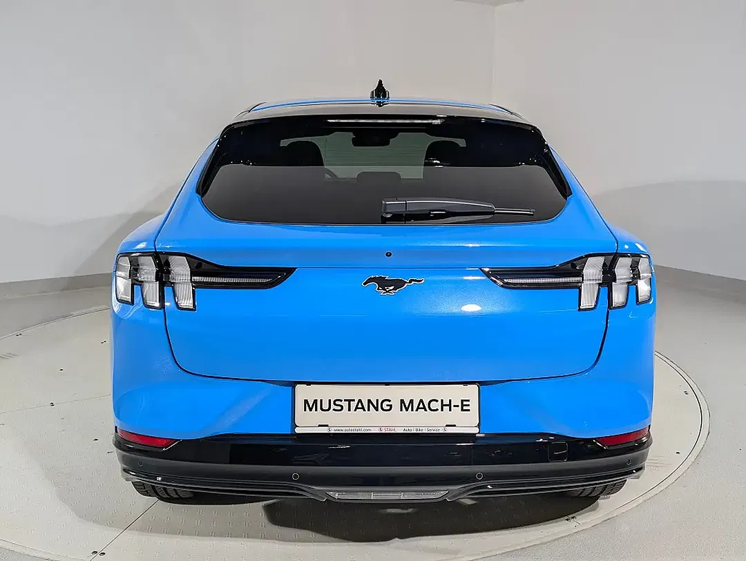 Ford Mustang Mach-E Extended Range Premium - Thumbnail 6
