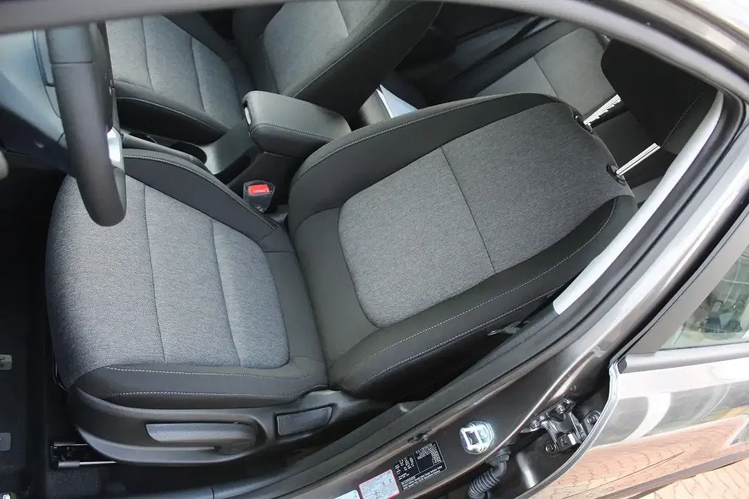 Kia Stonic AMT Spirit Comfort Plus - Thumbnail 7