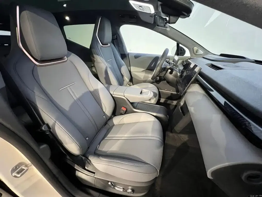 Zeekr X - Thumbnail 11